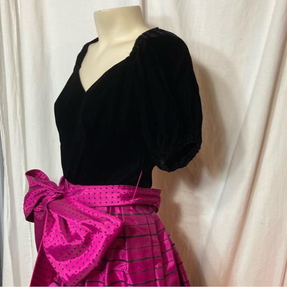 Vintage 1980s black velvet pink prom dress Inner Circle Inc. small - Picture 5 of 15